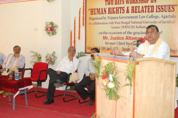 Ex-CJI attends Two-day workshop on â€œHuman Rights & Related Issuesâ€ 
